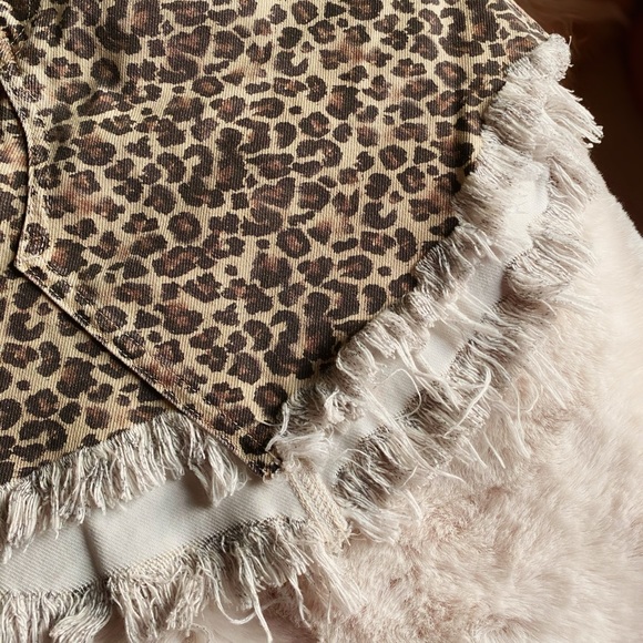 NWOT Free People Printed Bailey Frayed Denim Skirt - Picture 7 of 9